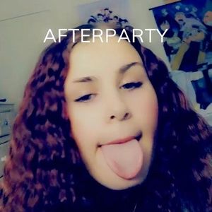 Meet your Posher, Isabelle